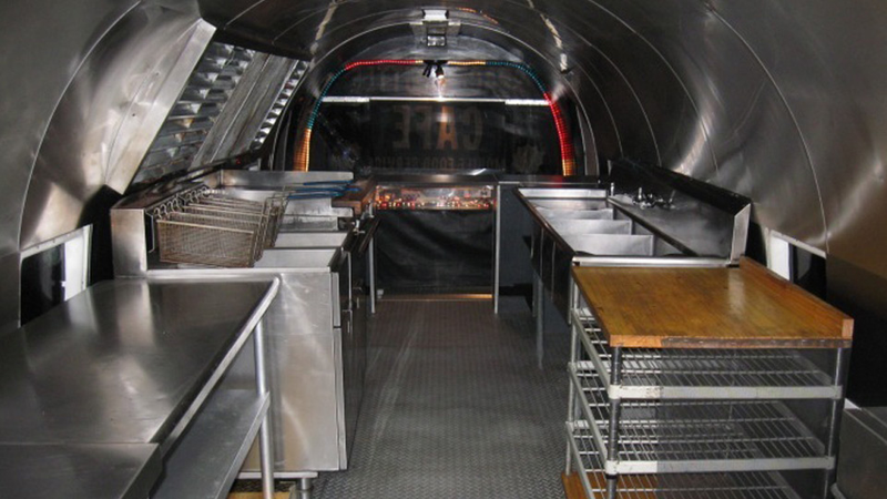 Illustration for article titled You Can Own This Space Shuttle Food Truck